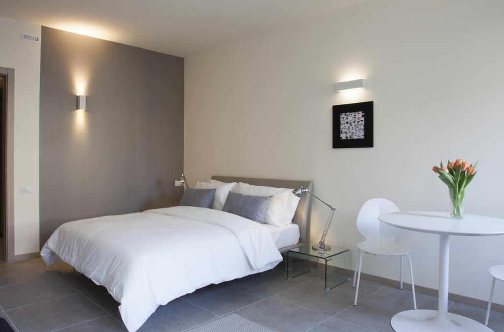 Erik Langer Pedrocchi Suites Padova Exterior photo