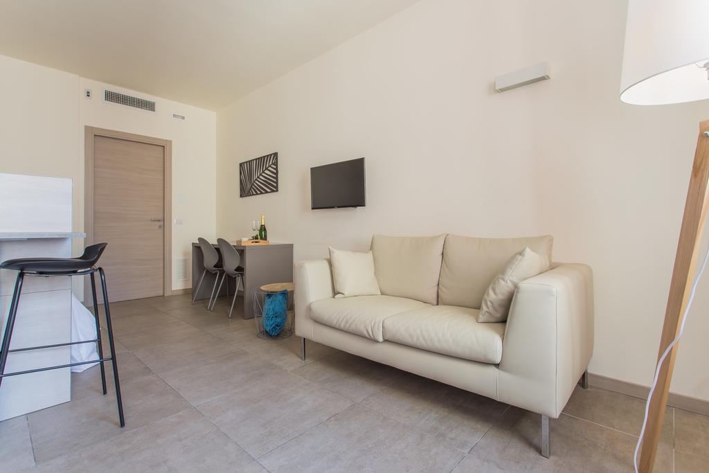 Erik Langer Pedrocchi Suites Padova Exterior photo