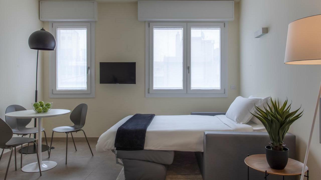 Erik Langer Pedrocchi Suites Padova Exterior photo