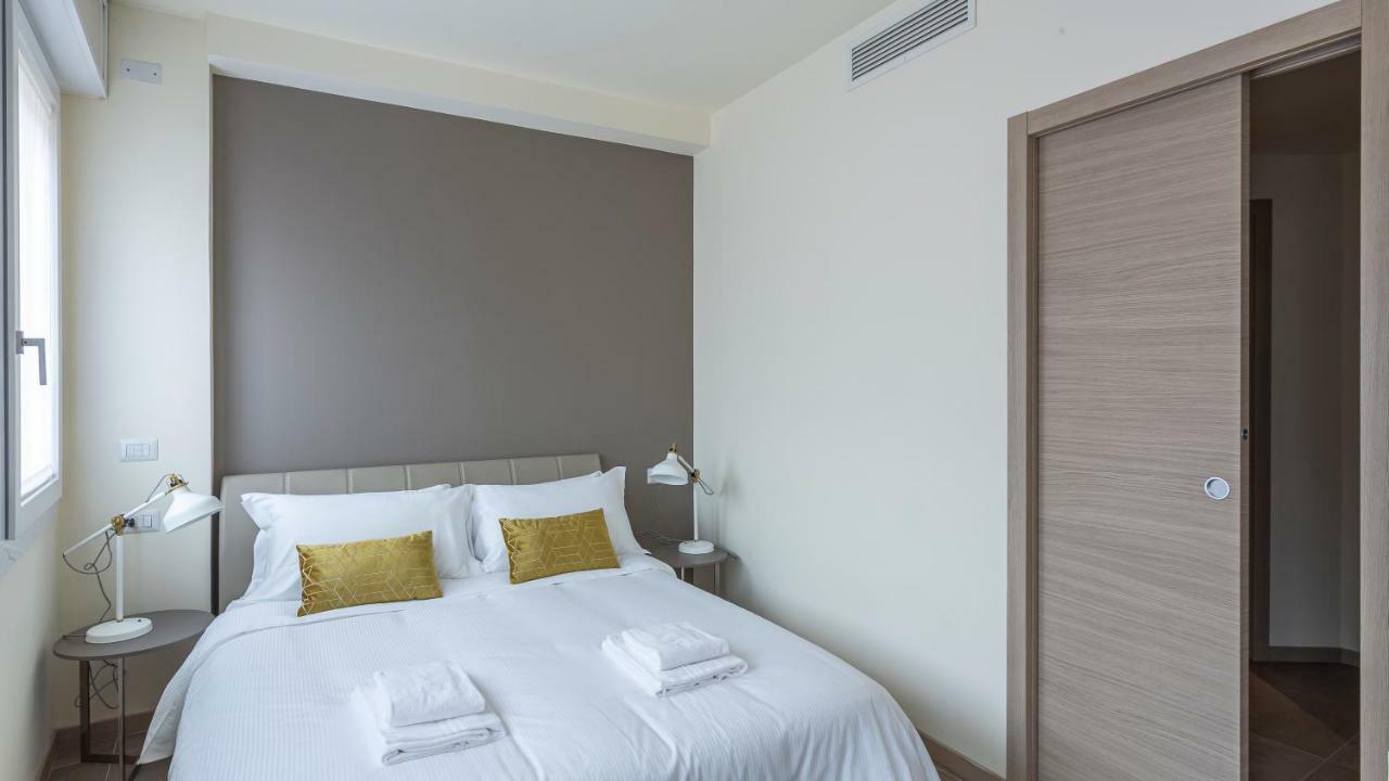 Erik Langer Pedrocchi Suites Padova Exterior photo