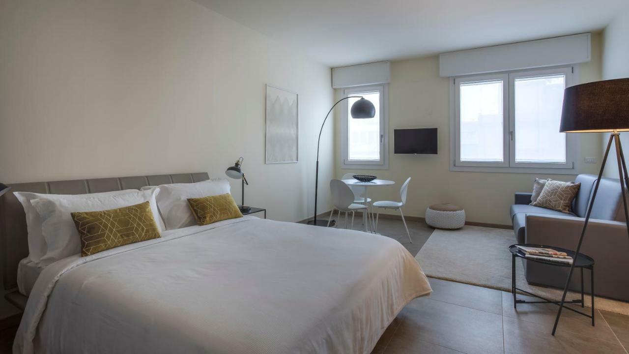 Erik Langer Pedrocchi Suites Padova Exterior photo