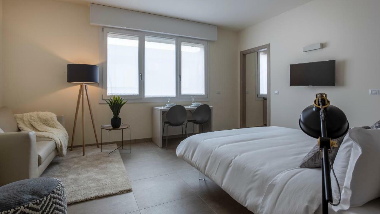 Erik Langer Pedrocchi Suites Padova Exterior photo